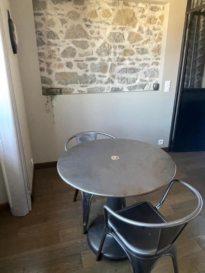 Pelletier Du Claux Lägenhet Carcassonne Exteriör bild